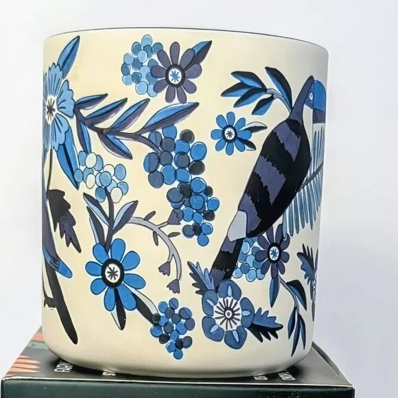 Starbucks x Farm Rio Lenco Asulejo White Blue Toucan/Macaw Ceramic Mug 14 oz - Picture 2 of 7